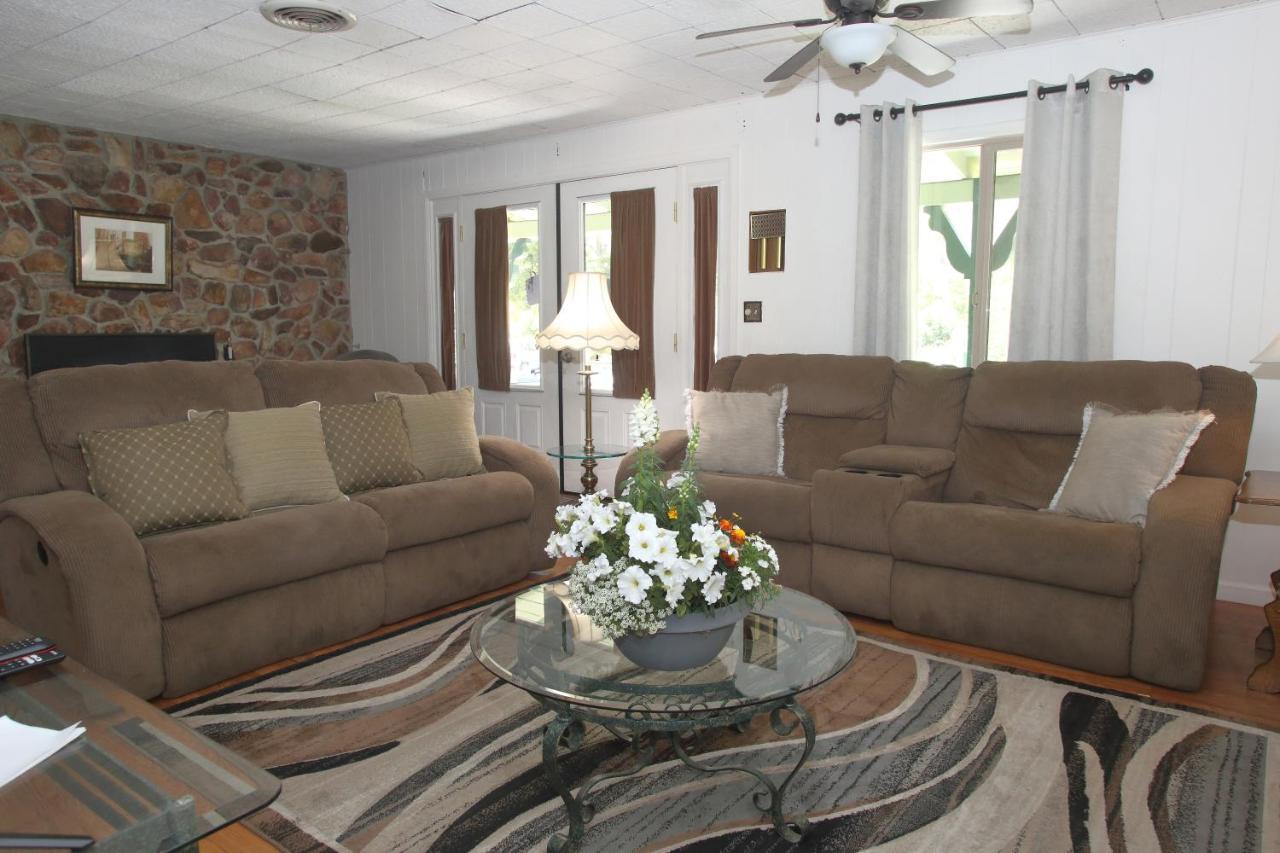 Kern Riverview Inn 克恩维尔 外观 照片